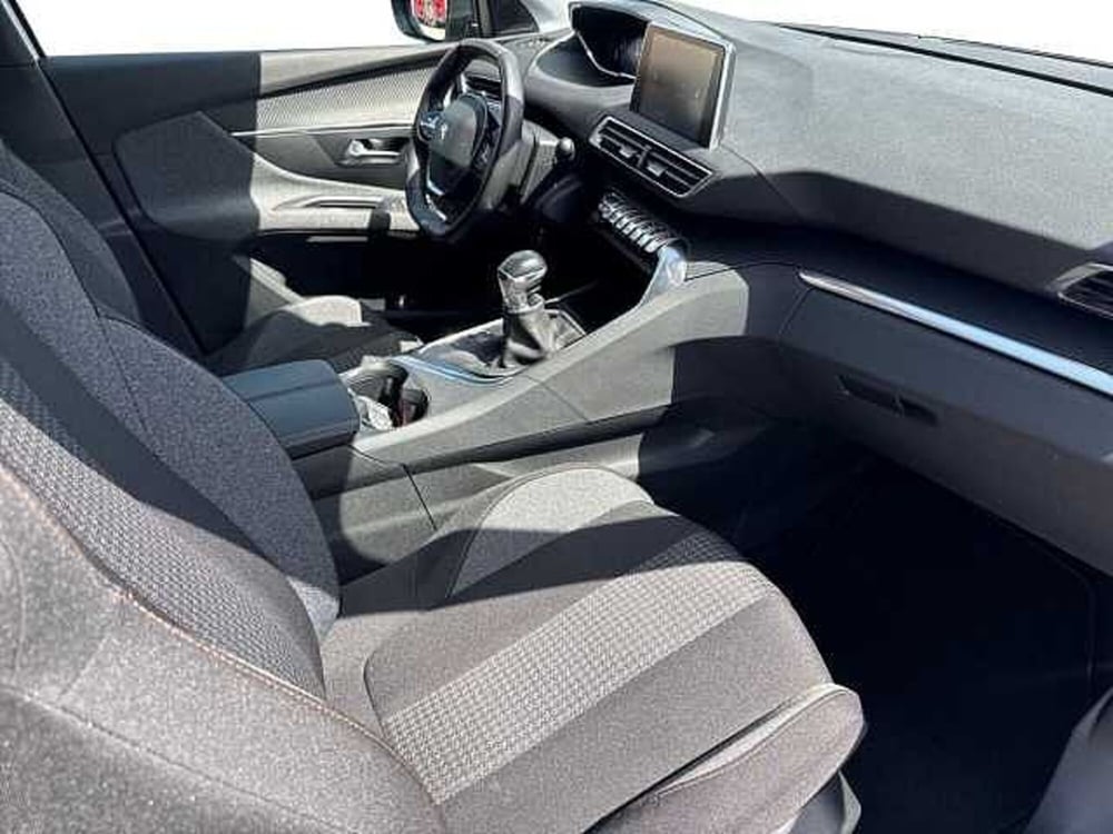 Peugeot 3008 usata a Napoli (15)