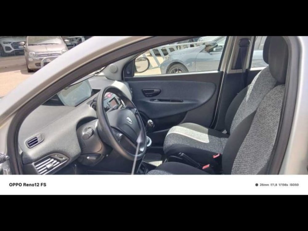 Lancia Ypsilon usata a Caltanissetta (9)