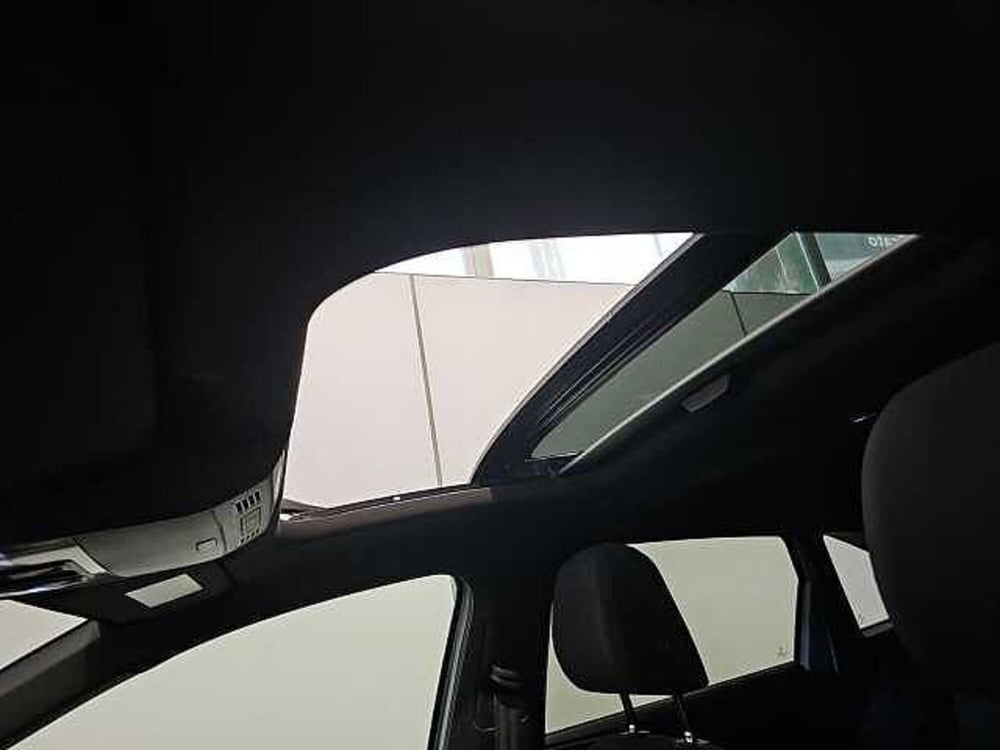 Volkswagen Taigo usata a Lecco (16)