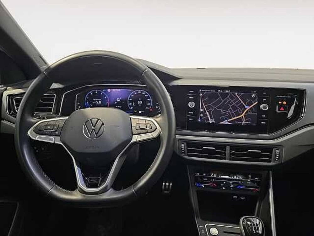 Volkswagen Taigo usata a Lecco (9)
