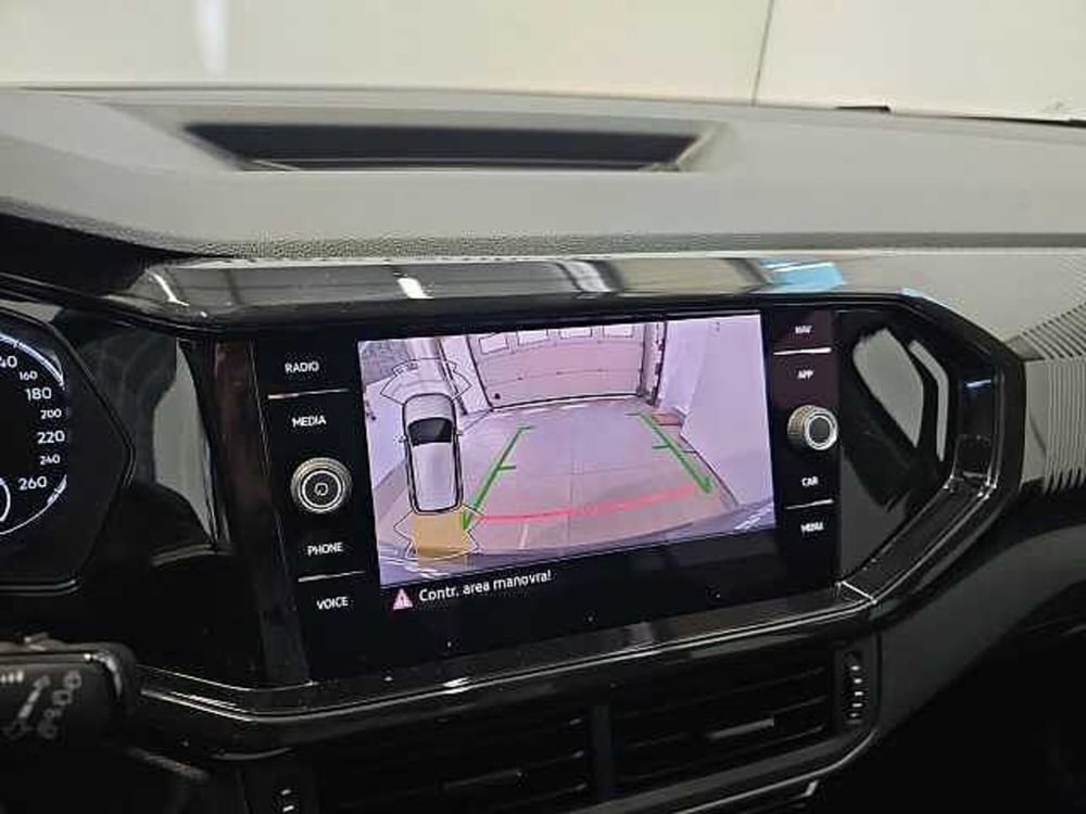 Volkswagen T-Cross usata a Lecco (17)