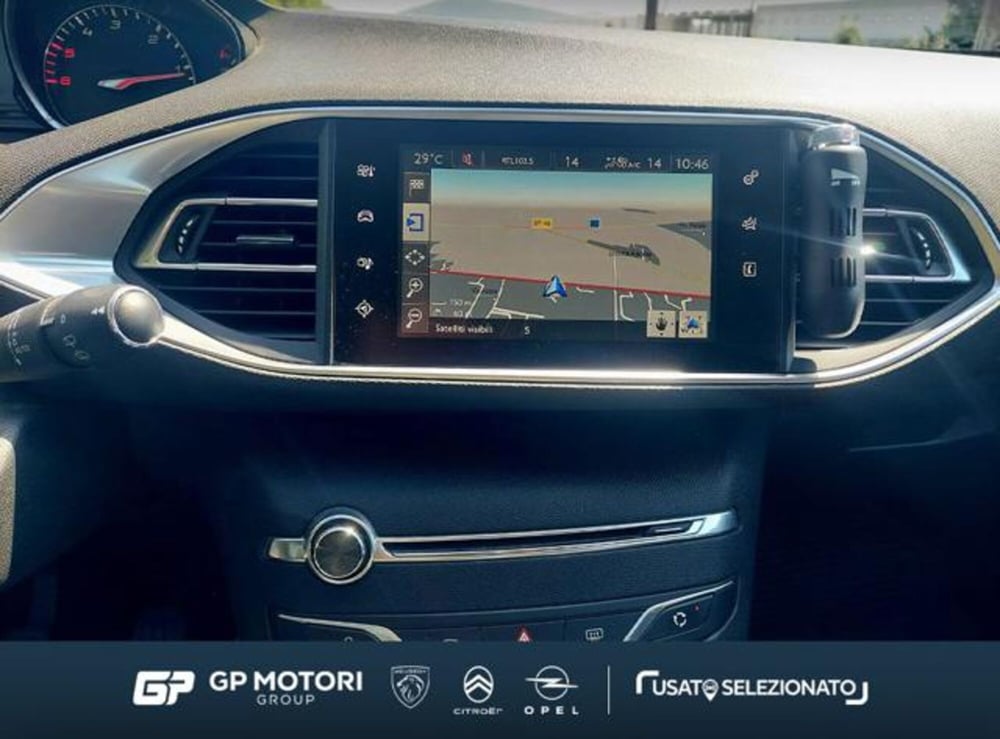 Peugeot 308 SW usata a Caserta (8)