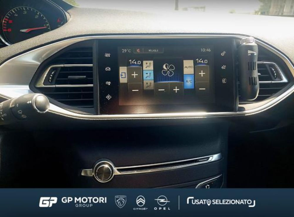 Peugeot 308 SW usata a Caserta (9)