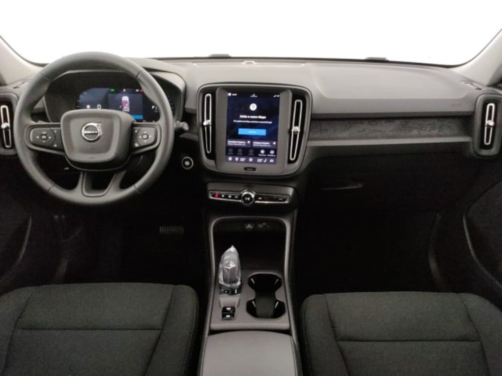 Volvo XC40 nuova a Modena (15)