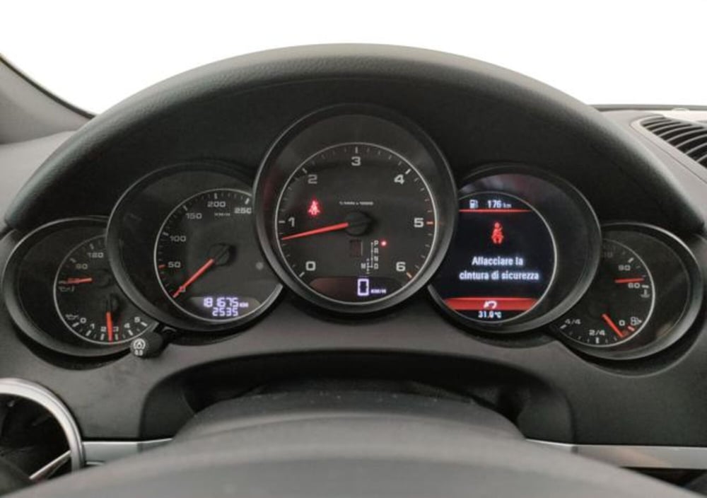 Porsche Cayenne usata a Modena (18)