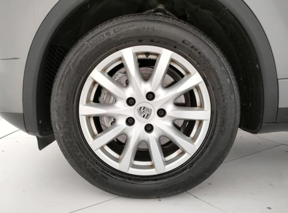 Porsche Cayenne usata a Modena (8)