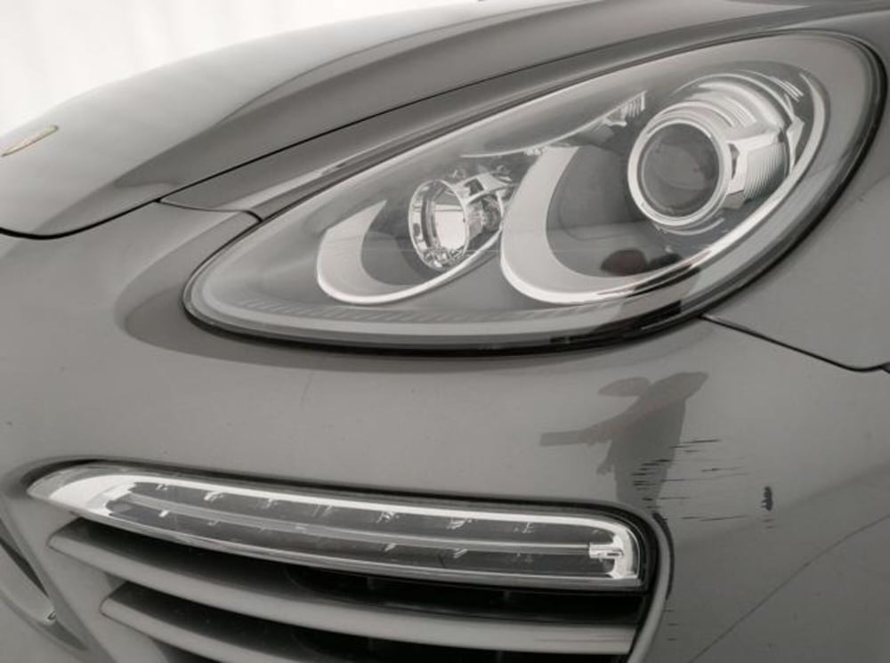 Porsche Cayenne usata a Modena (9)
