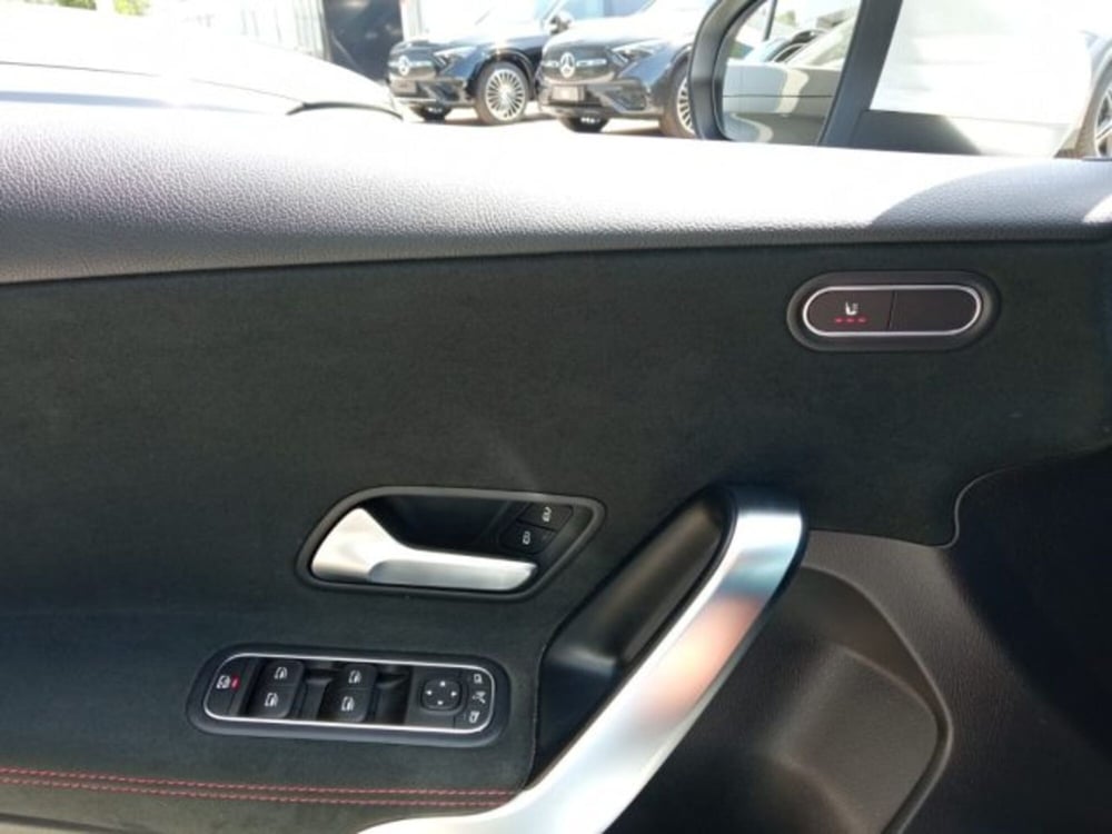 Mercedes-Benz Classe A Sedan usata a Potenza (16)