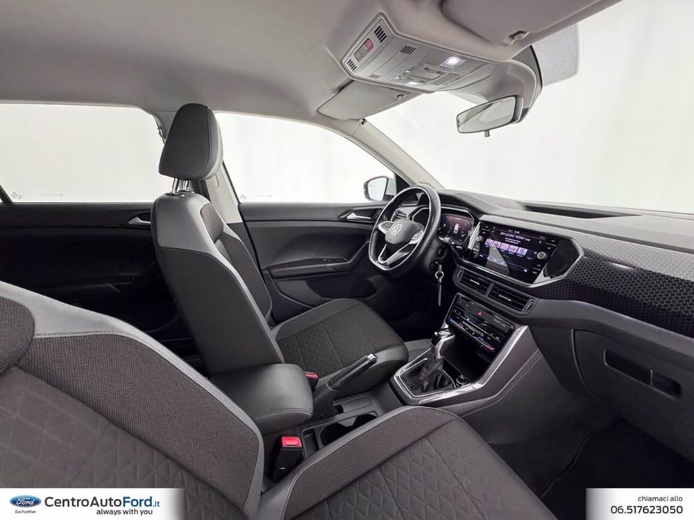 Volkswagen T-Cross usata a Roma (6)
