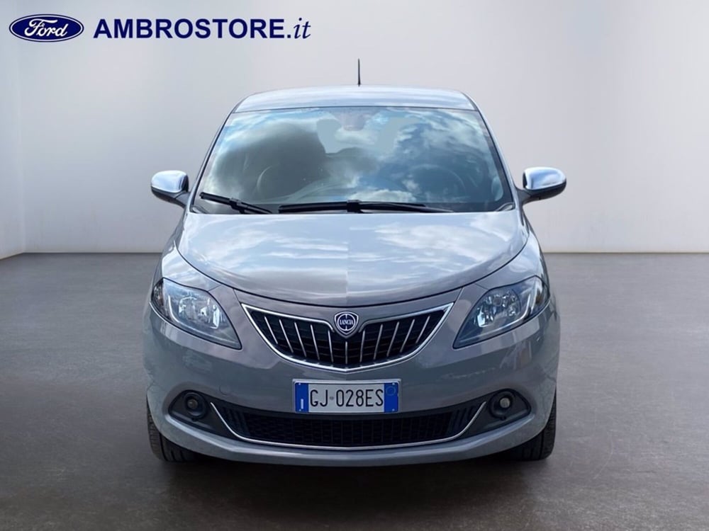 Lancia Ypsilon usata a Milano (2)