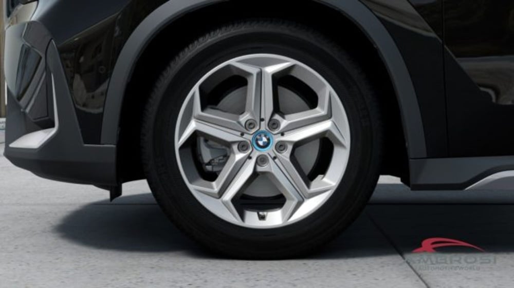 BMW iX1 nuova a Perugia (8)