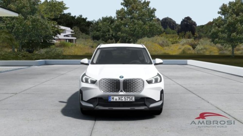 BMW iX1 nuova a Perugia (4)