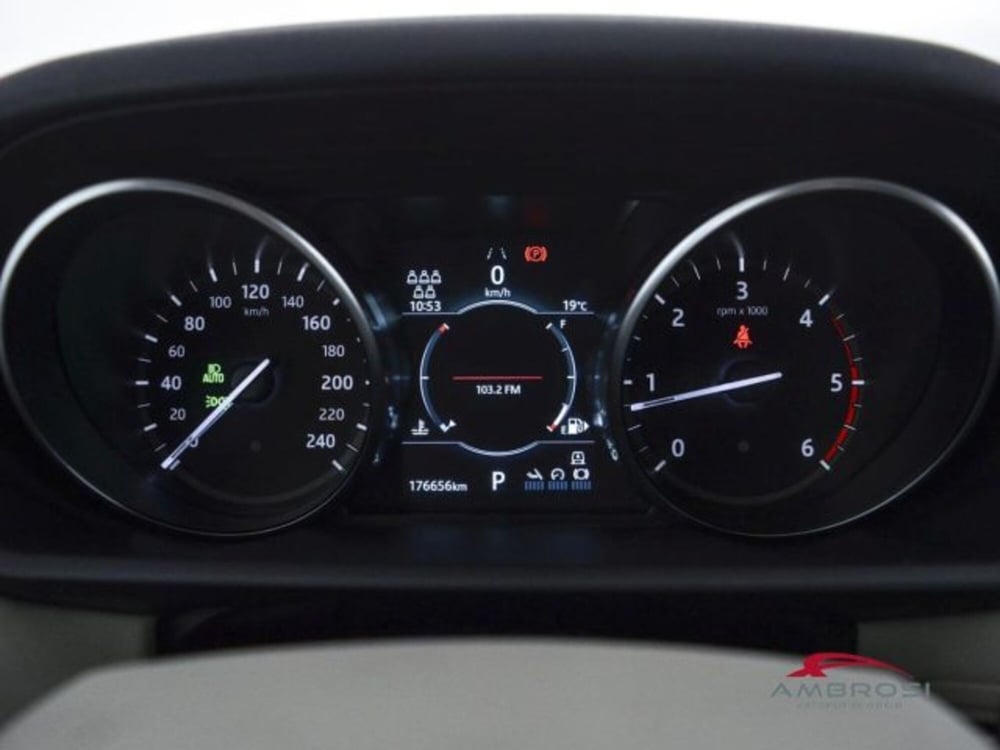 Land Rover Discovery usata a Perugia (13)