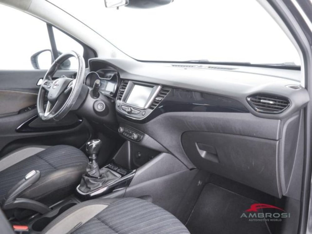 Opel Crossland X usata a Perugia (12)