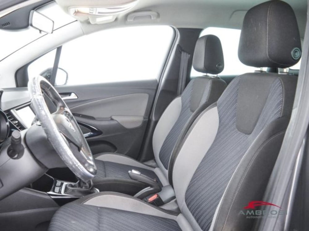 Opel Crossland X usata a Perugia (9)