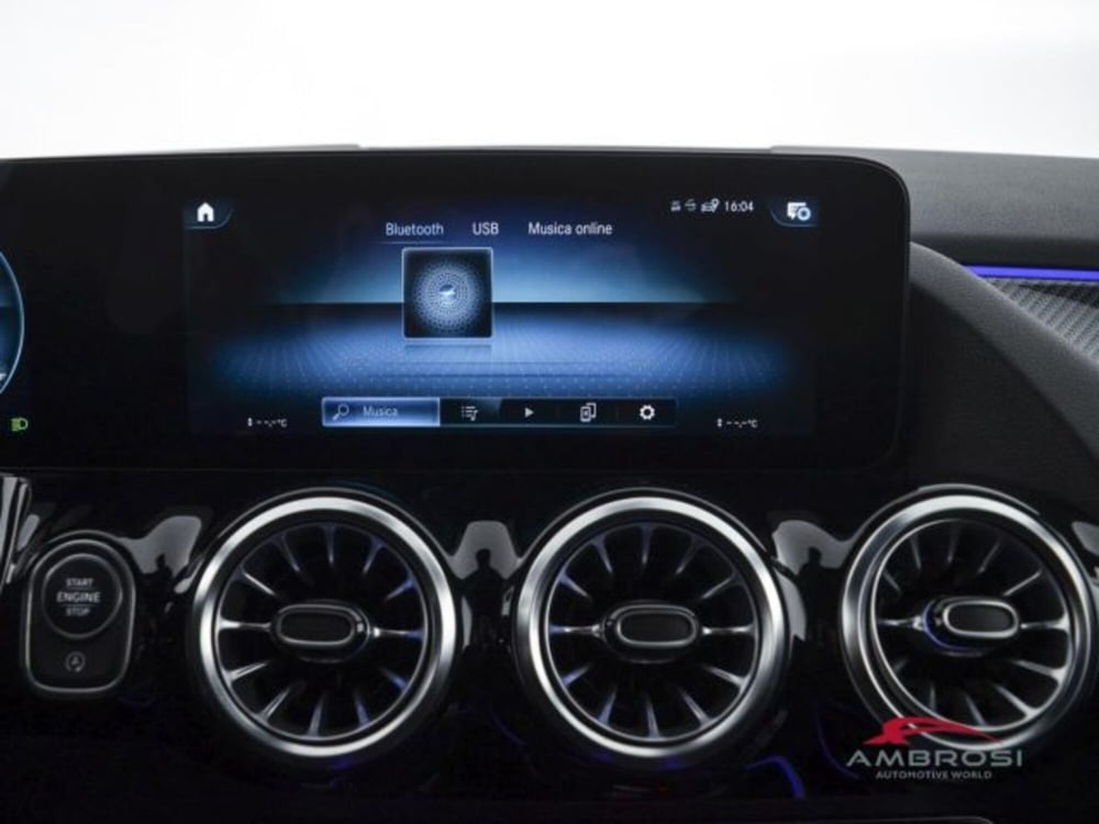 Mercedes-Benz GLA SUV usata a Perugia (15)