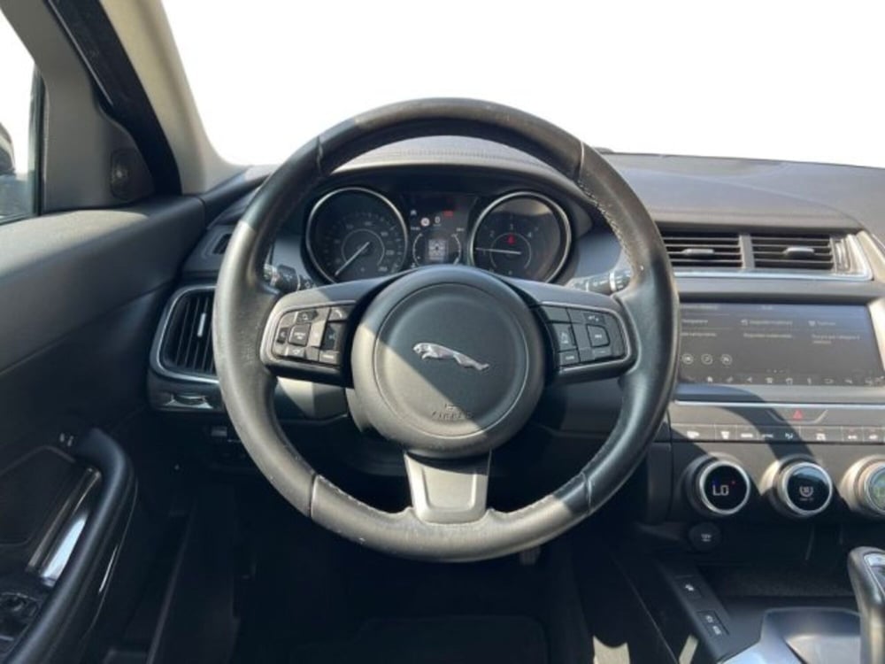 Jaguar E-Pace usata a Lecce (12)