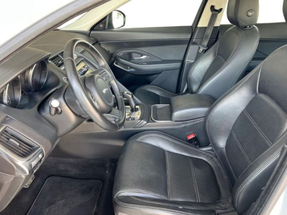 Jaguar E-Pace usata a Lecce (14)