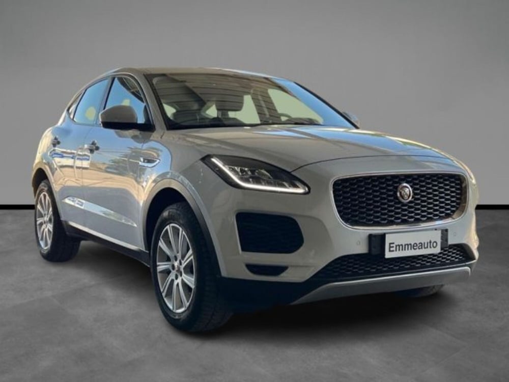 Jaguar E-Pace usata a Lecce (6)