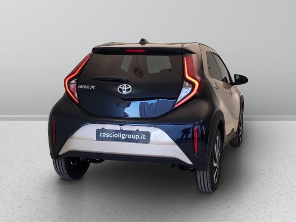 Toyota Aygo X nuova a Teramo (6)