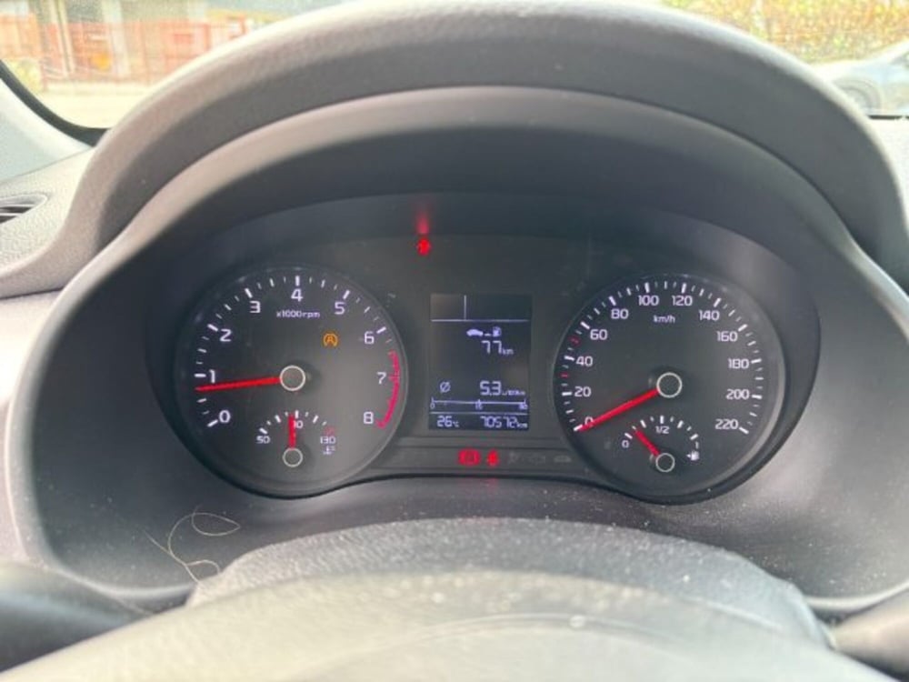 Kia Rio usata a Latina (13)