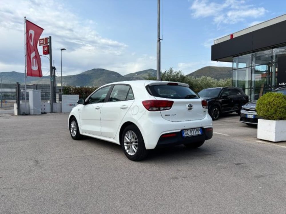 Kia Rio usata a Latina (5)