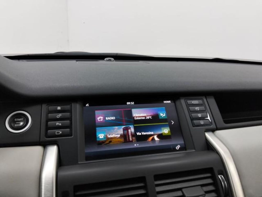 Land Rover Discovery Sport usata a Como (14)