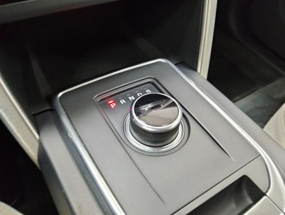 Land Rover Discovery Sport usata a Como (17)
