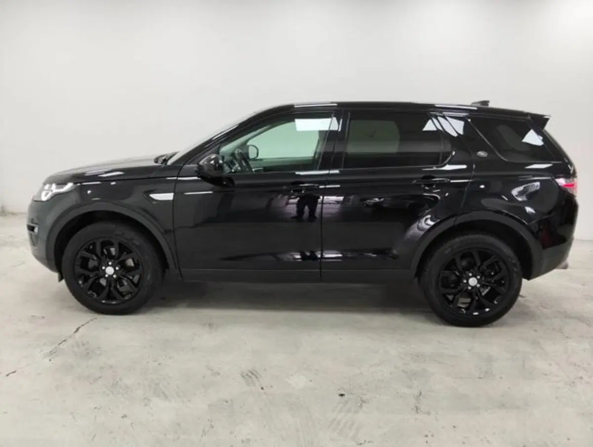 Land Rover Discovery Sport usata a Como (8)