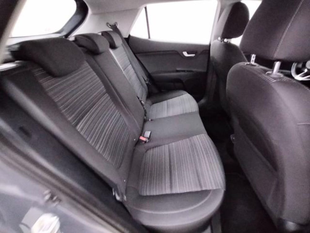 Kia Stonic usata a Como (5)