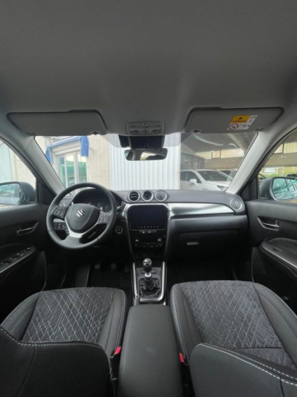 Suzuki Vitara nuova a Novara (10)