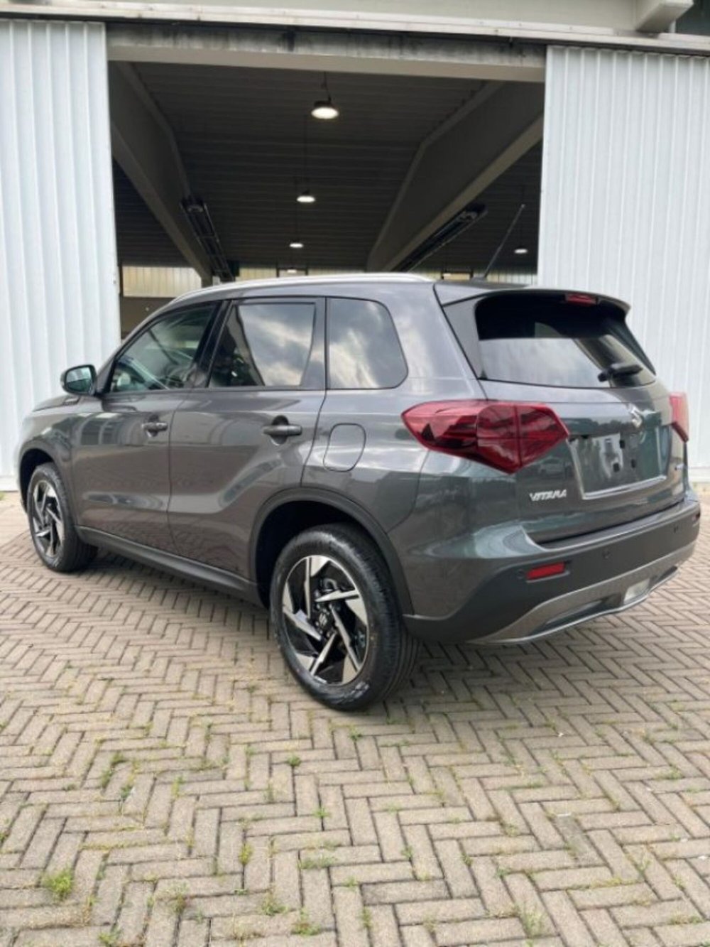 Suzuki Vitara nuova a Novara (7)