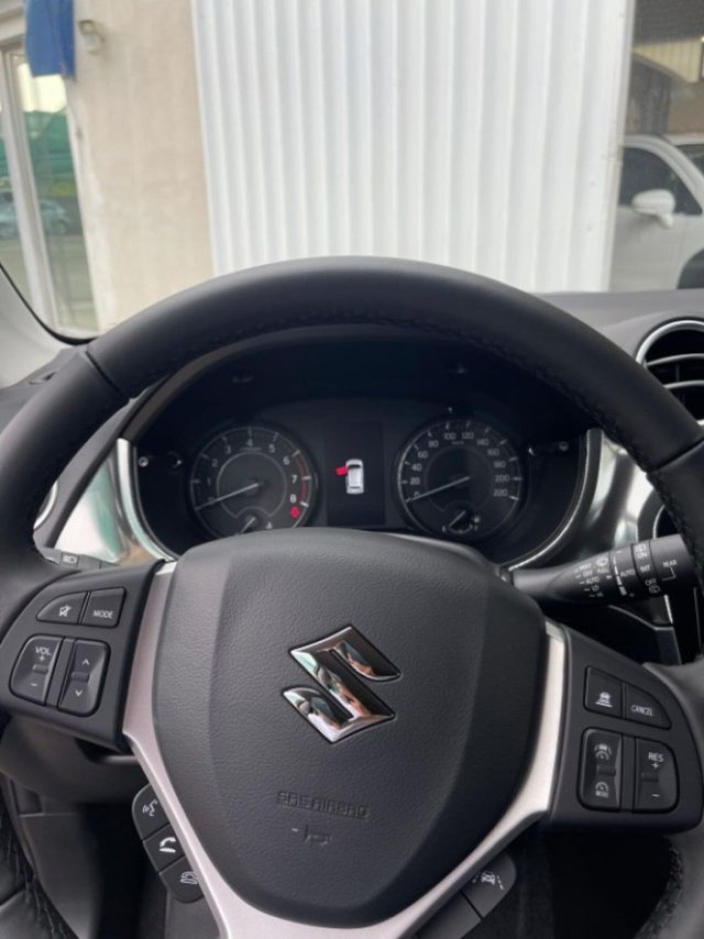Suzuki Vitara nuova a Novara (8)