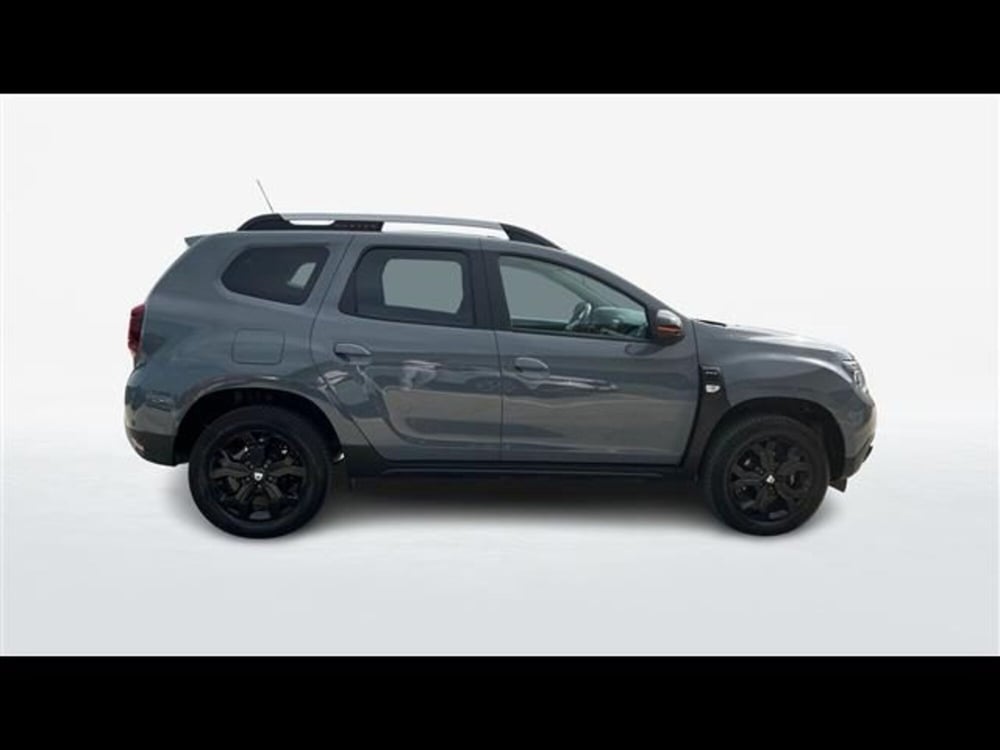 Dacia Duster usata a Firenze (11)