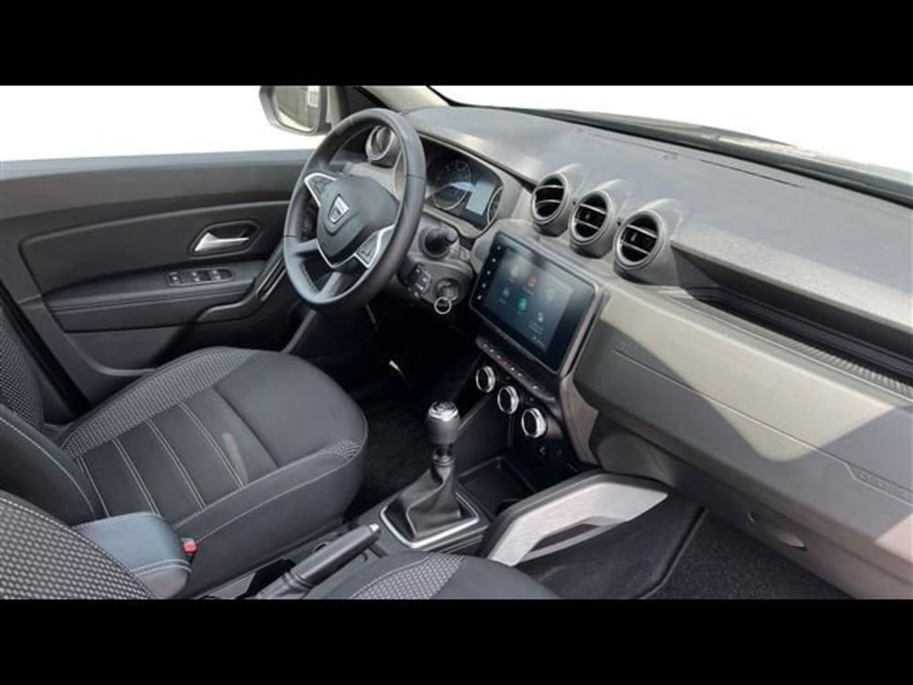 Dacia Duster usata a Firenze (12)