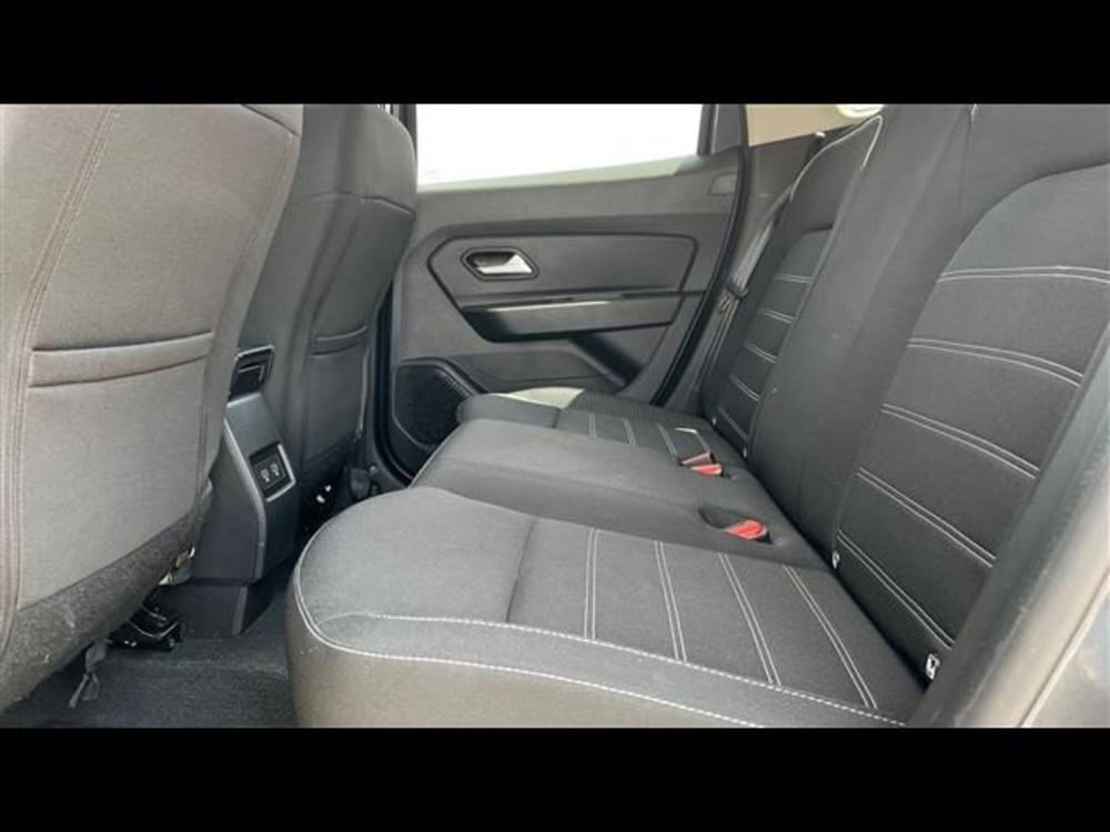 Dacia Duster usata a Firenze (14)