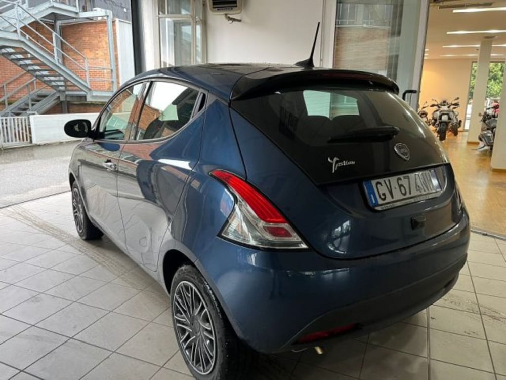 Lancia Ypsilon usata a Torino (5)