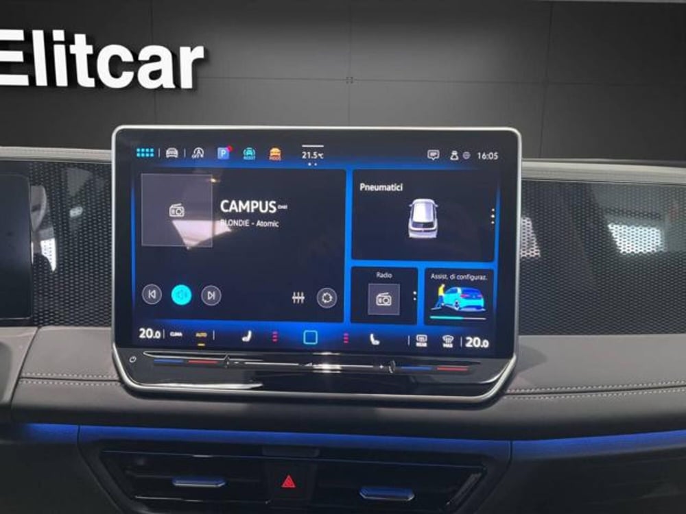 Volkswagen Tiguan usata a Milano (13)