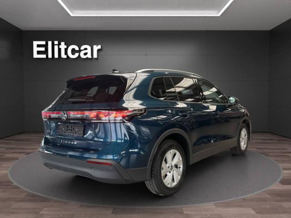 Volkswagen Tiguan usata a Milano (5)
