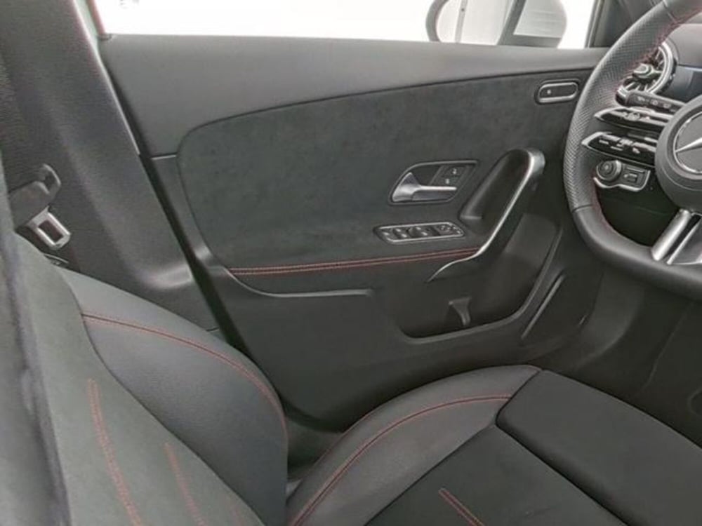 Mercedes-Benz Classe A usata a Milano (9)