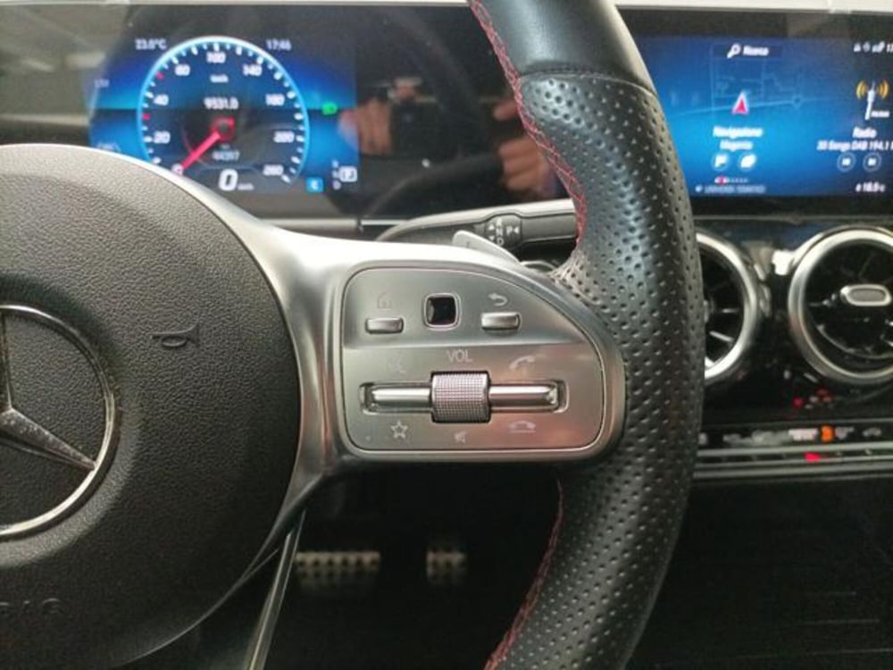 Mercedes-Benz GLA SUV usata a Milano (13)