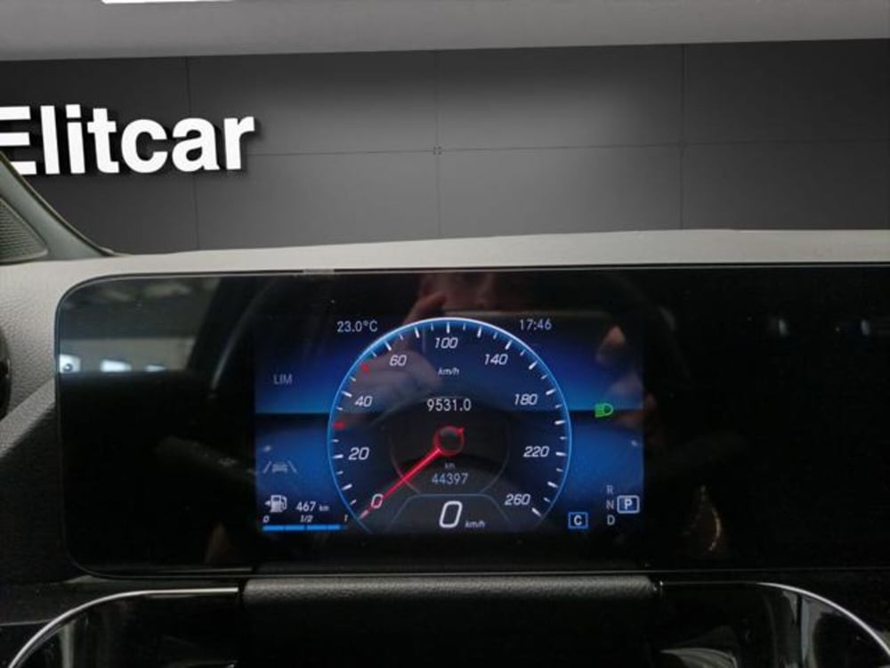 Mercedes-Benz GLA SUV usata a Milano (14)