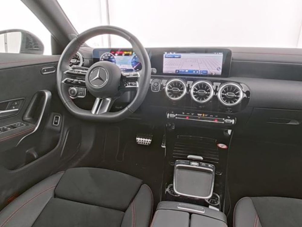 Mercedes-Benz CLA usata a Milano (7)