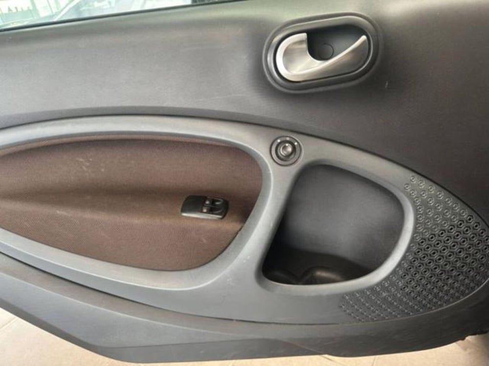 smart Fortwo usata a Milano (12)