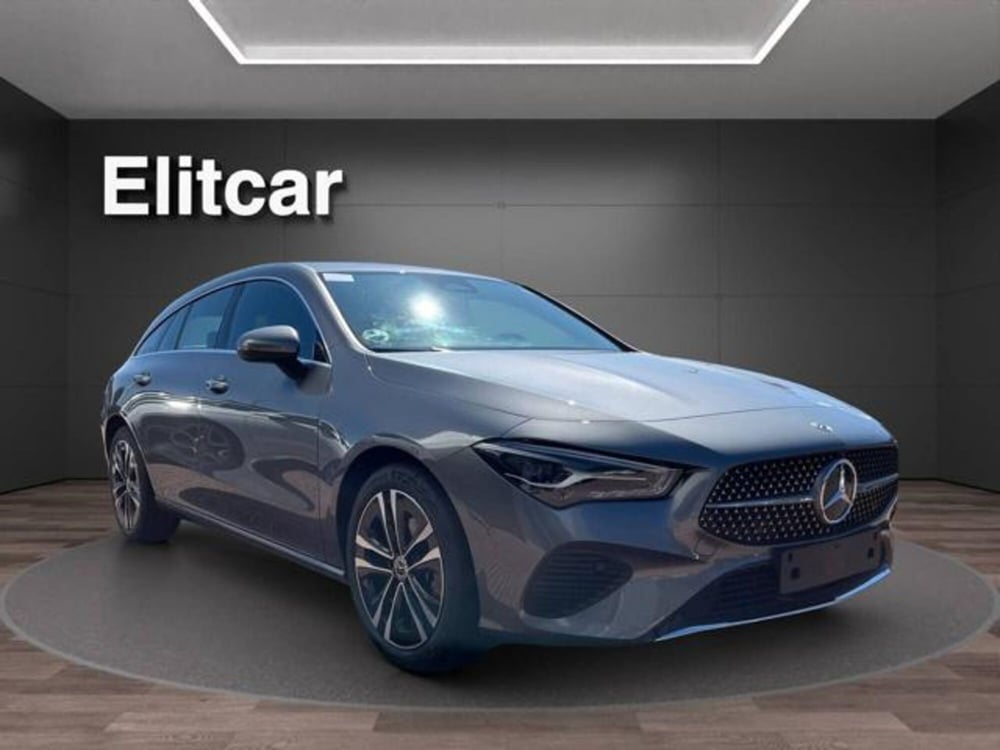 Mercedes-Benz CLA Shooting Brake usata a Milano (8)