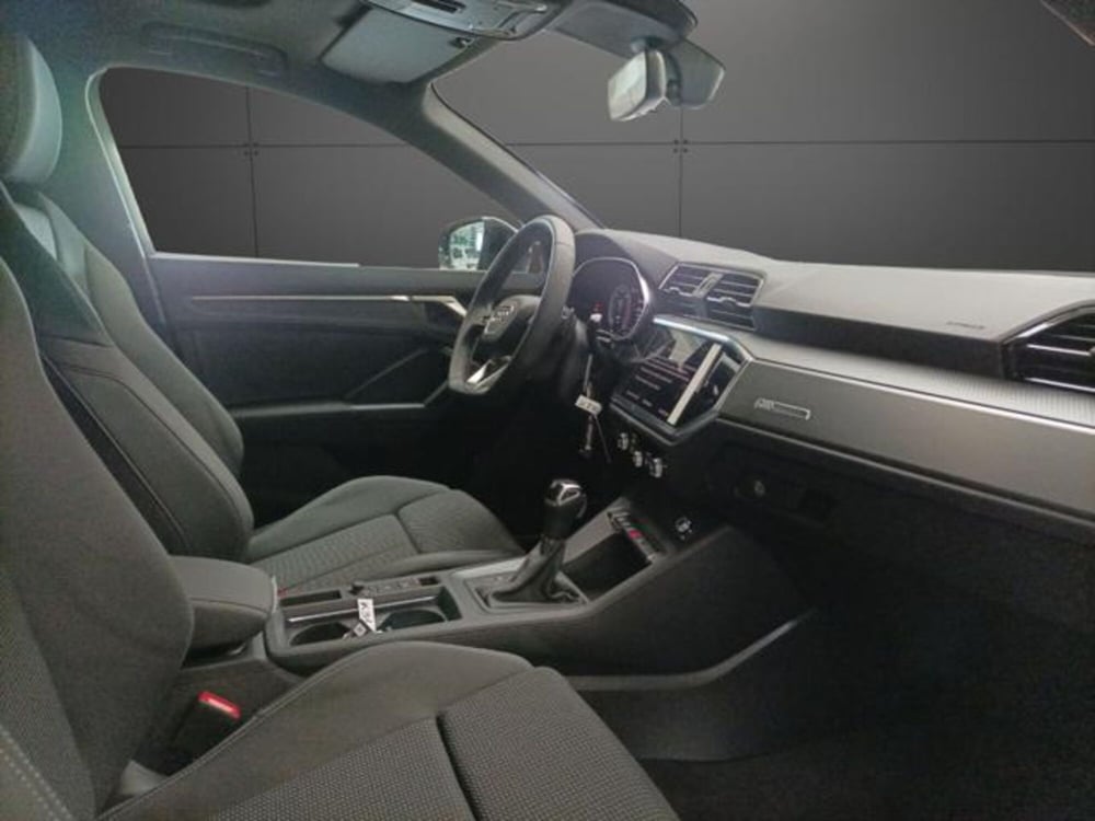 Audi Q3 Sportback nuova a Milano (11)