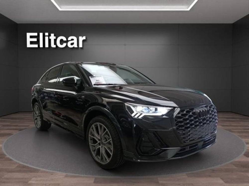 Audi Q3 Sportback nuova a Milano (4)