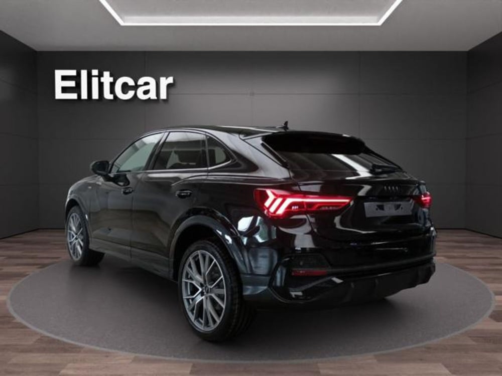 Audi Q3 Sportback nuova a Milano (8)