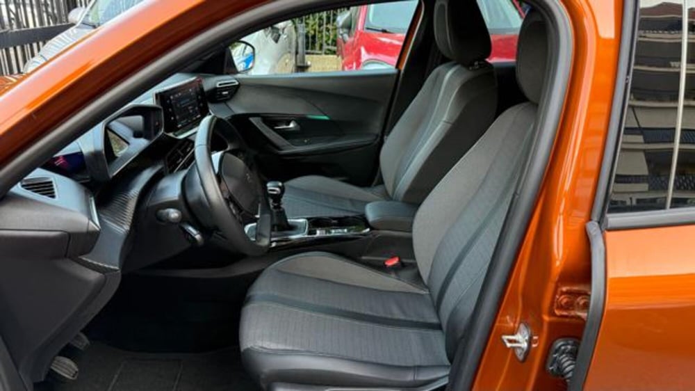 Peugeot 2008 usata a Roma (14)
