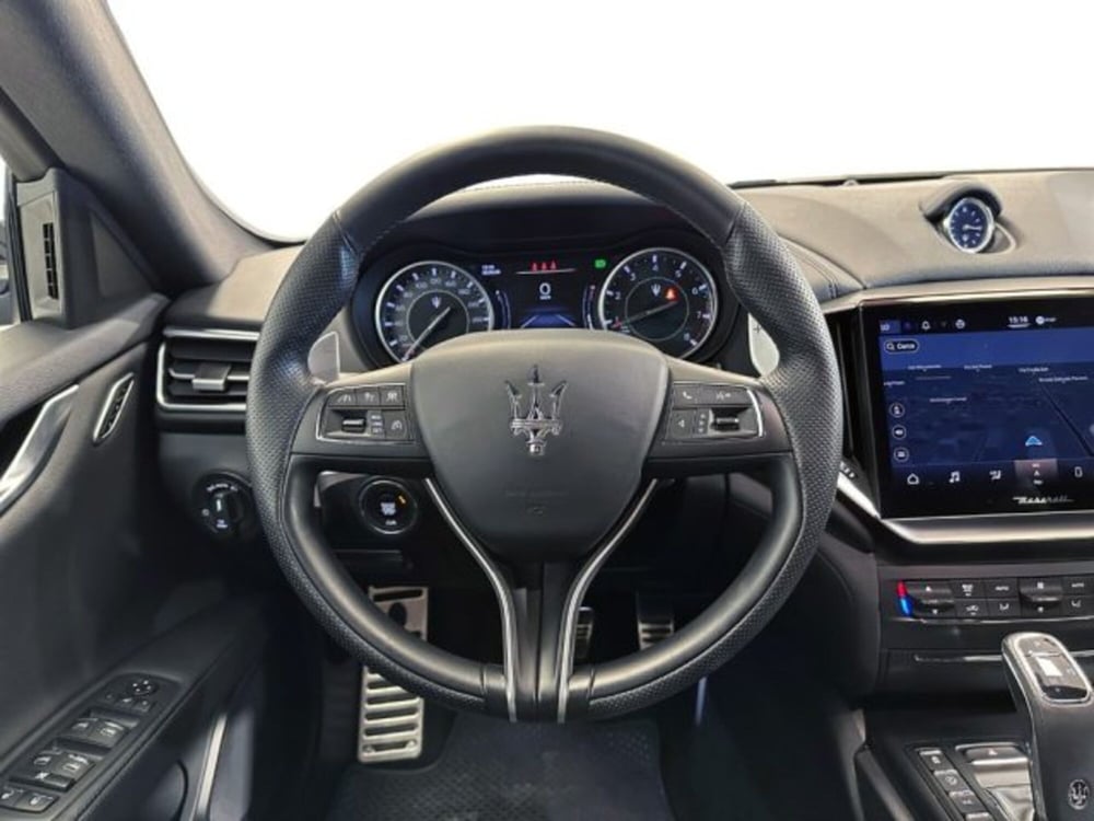 Maserati Ghibli usata a Modena (7)